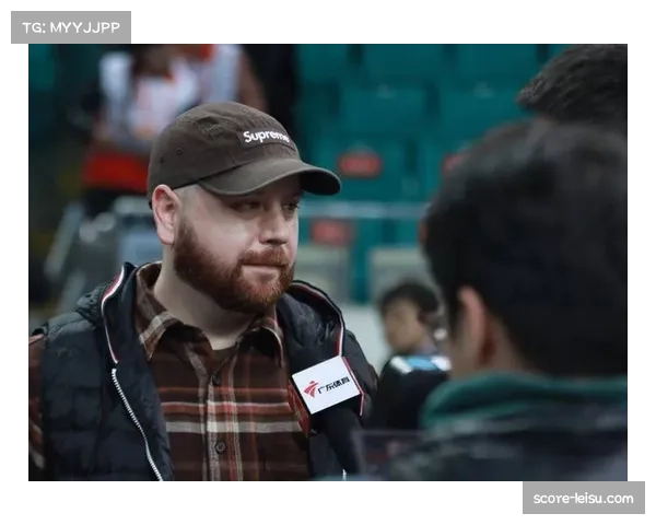 青岛队失去杨瀚森仍保持高效 团队防守与快攻节奏令人惊喜